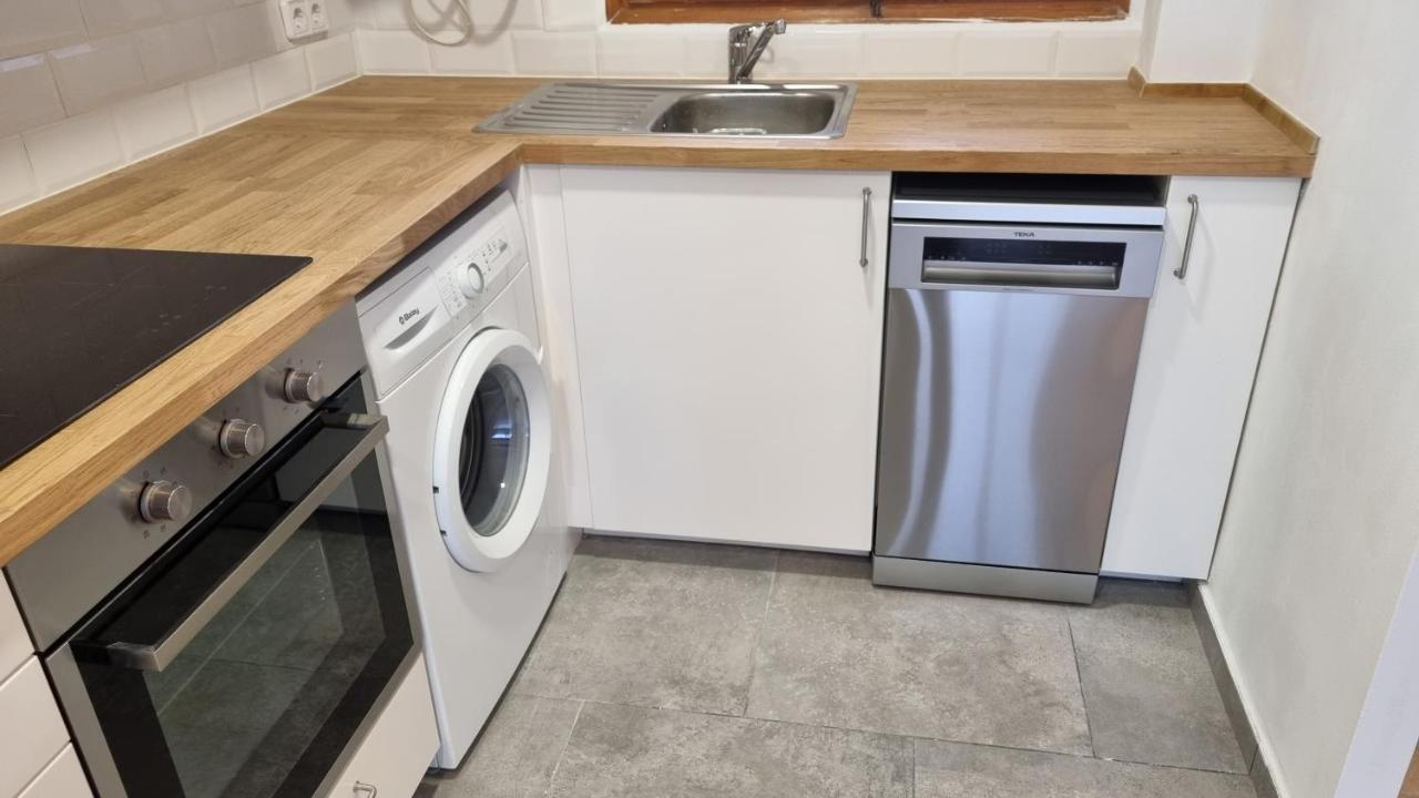 Apartamento Familiar Con Piscina Y Wifi L' Escala المظهر الخارجي الصورة