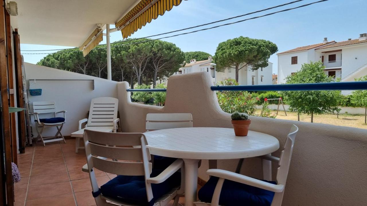 Apartamento Familiar Con Piscina Y Wifi L' Escala المظهر الخارجي الصورة
